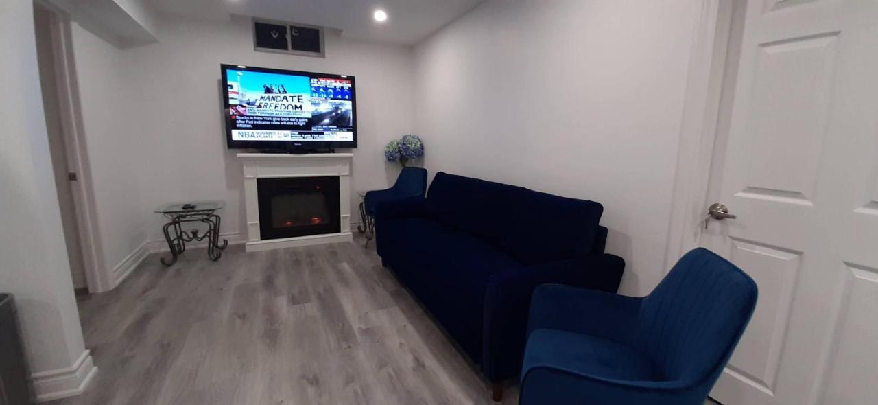 2 Bedrooms 2 Washrooms 2 Parking Spots Basement Apartment Newmarket Zewnętrze zdjęcie