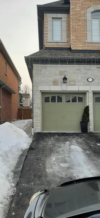 2 Bedrooms 2 Washrooms 2 Parking Spots Basement Apartment Newmarket Zewnętrze zdjęcie